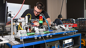 Mechatronic & Robotic Engineering Techn image