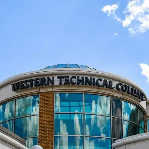 Outside view of Western's Student Success Center building