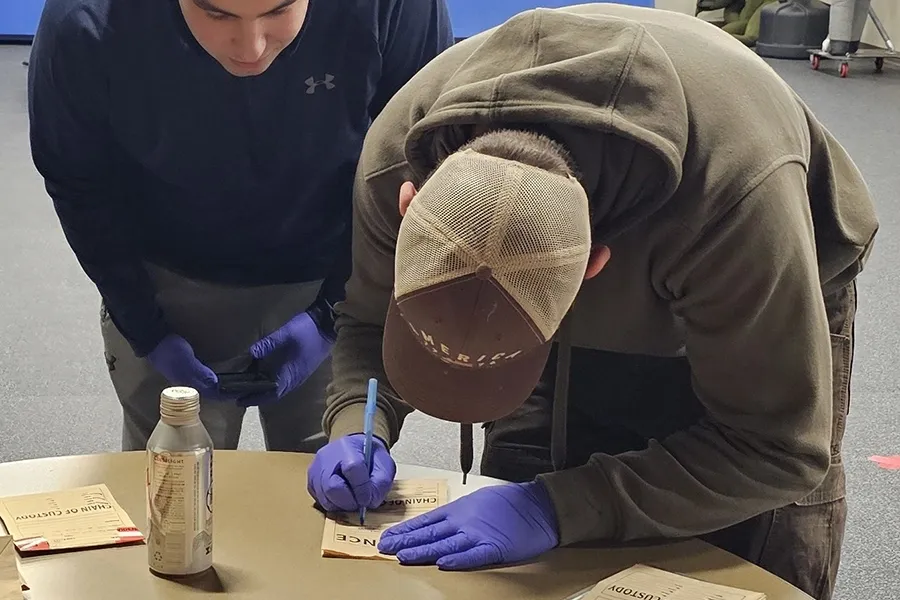 Criminal Justice students package evidence