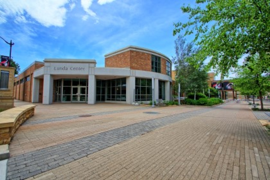 Image of the outside of the Lunda Center