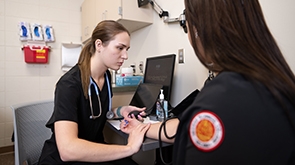 Medical Assistant Image